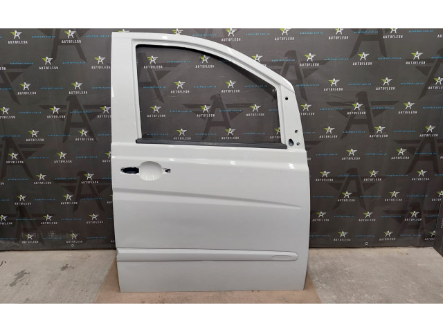 Двері передні праві A6397201105, код фарби: 9147 Mercedes Vito W639 бу
